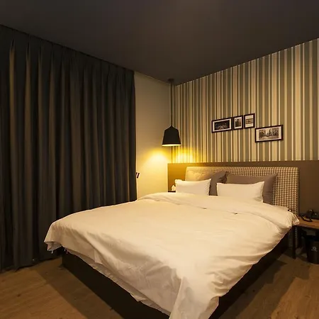 Hotel Gray Changwon Exterior photo